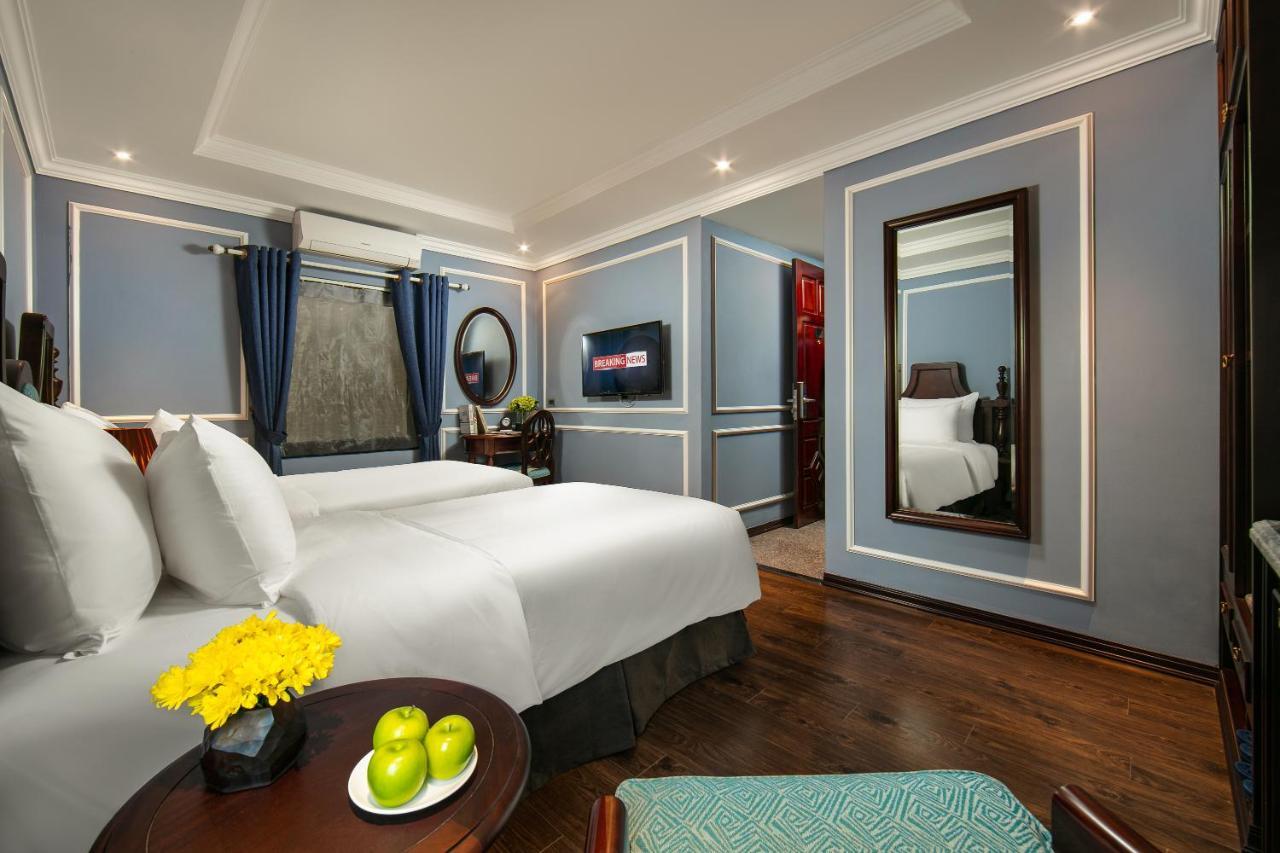 Romantique De Hotel
