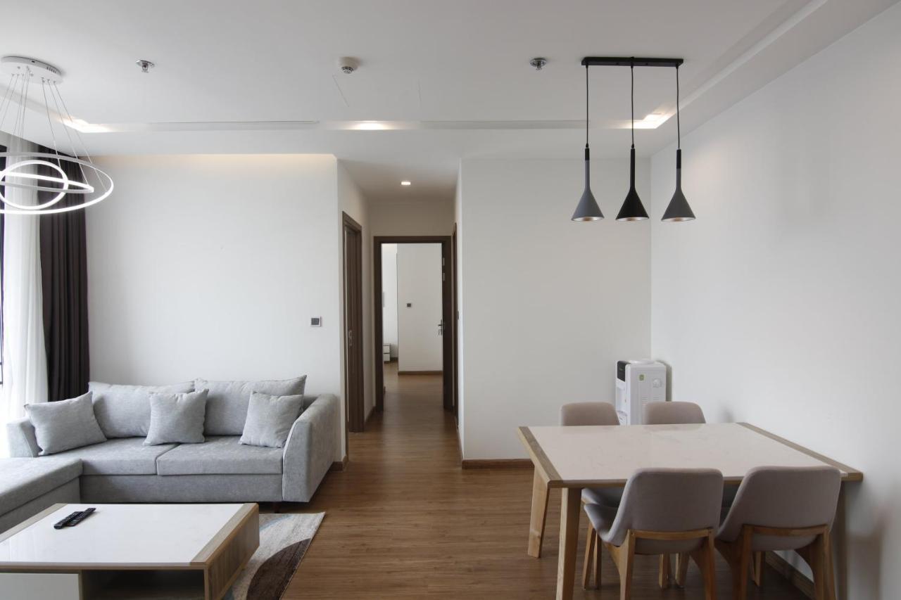 Apartment Fujihousing - Vinhomes Metropolis Hanoi