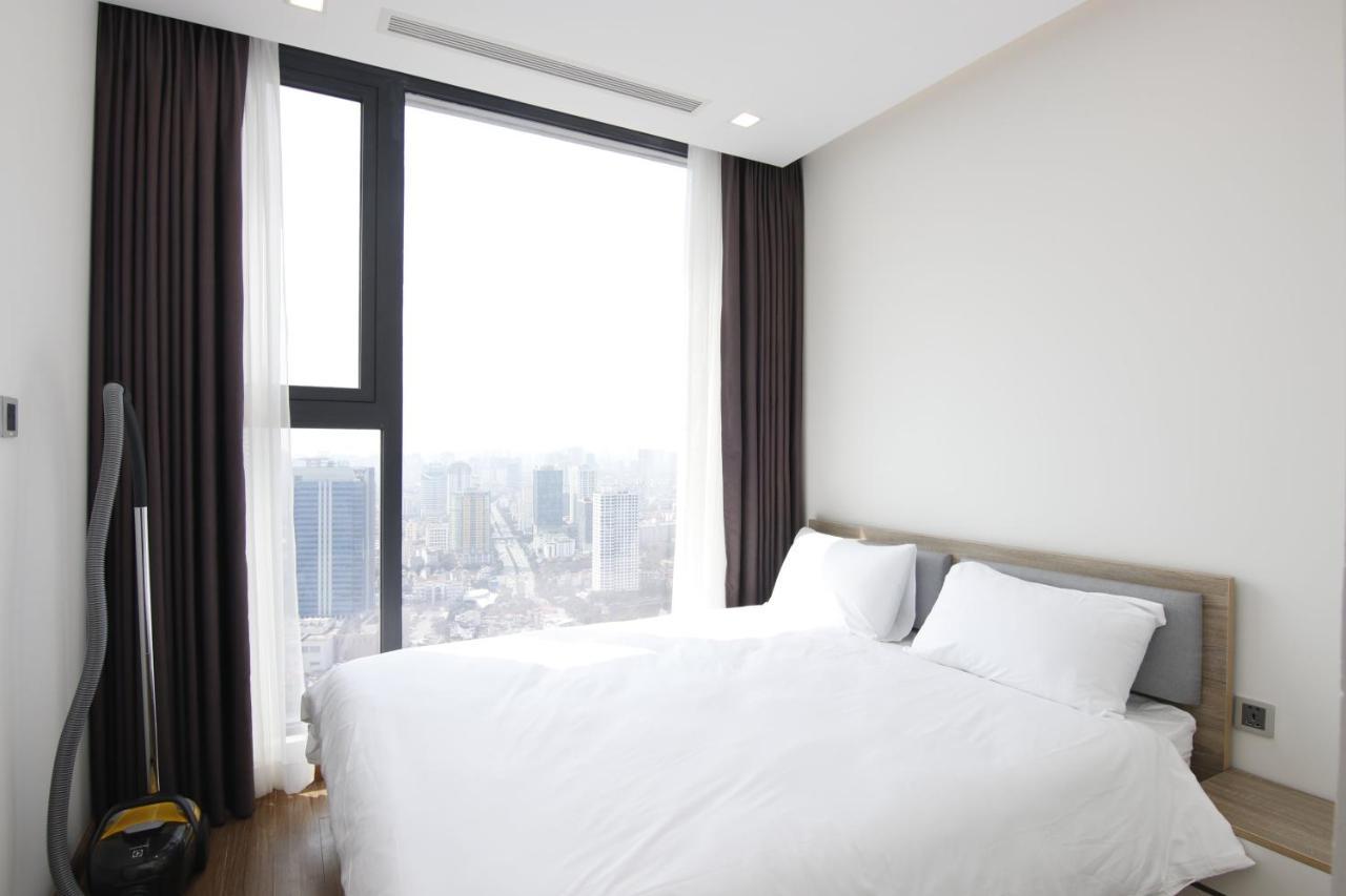 Apartment Fujihousing - Vinhomes Metropolis *