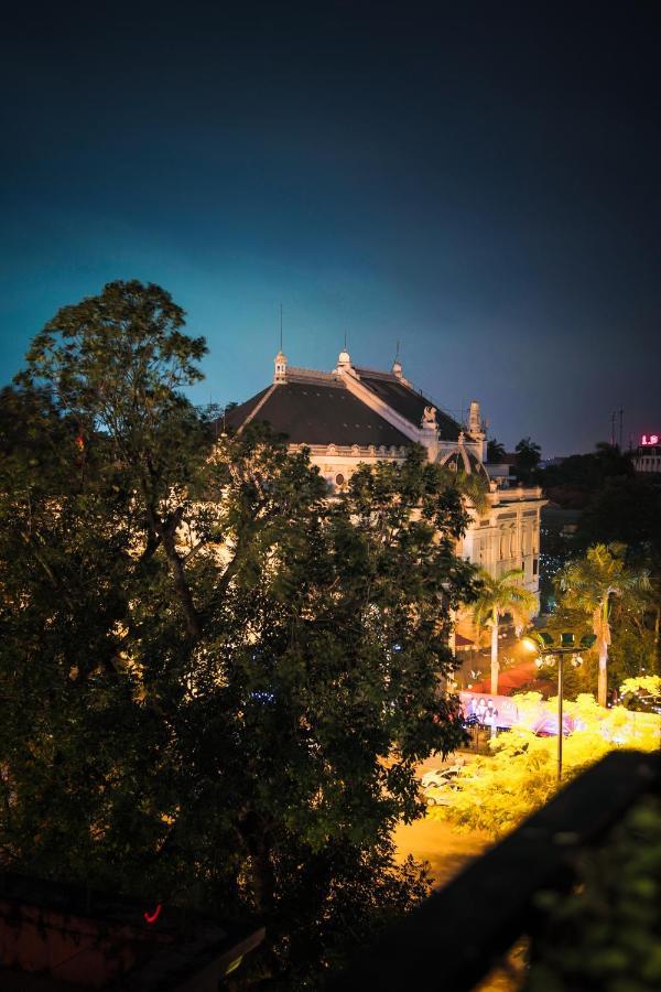 Opera House Hotel 3*