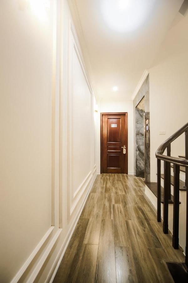Opera House Hotel 3*