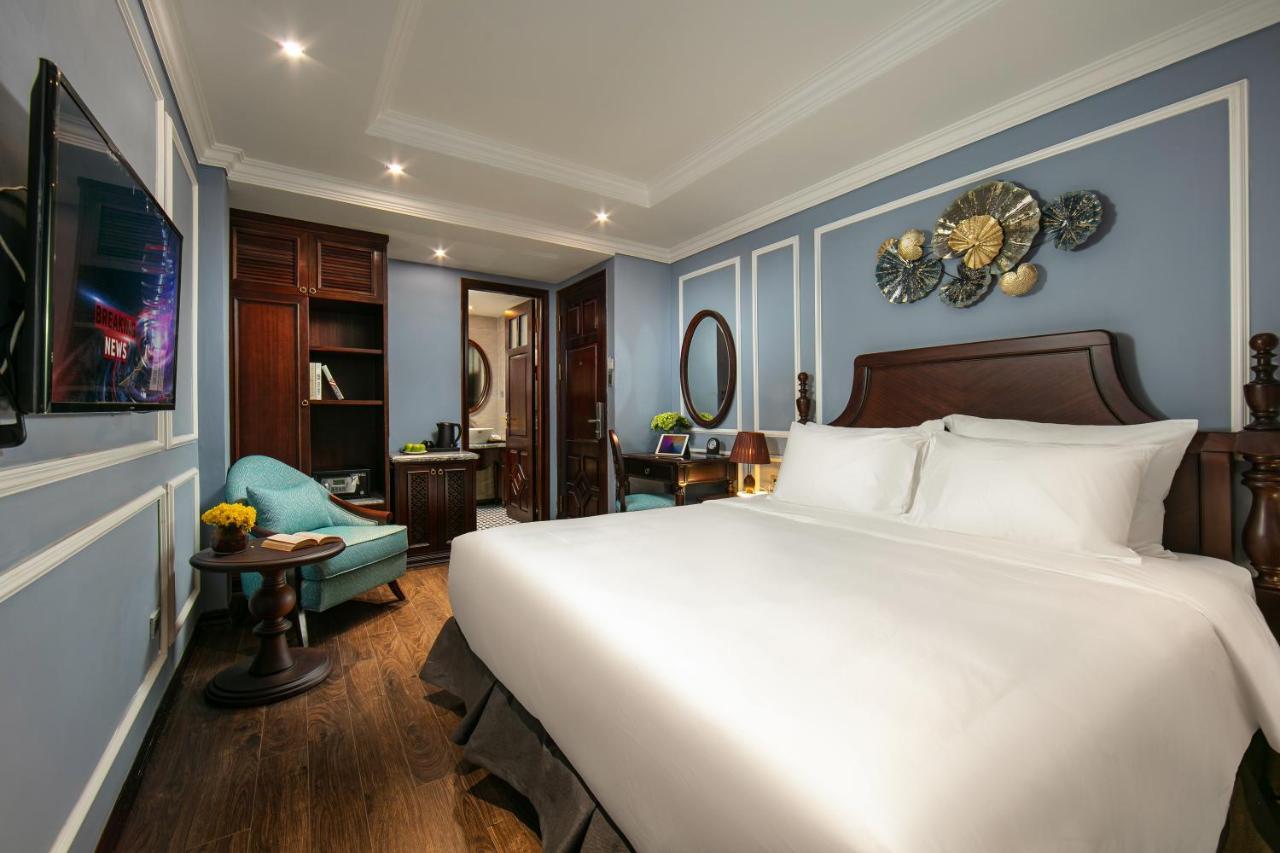 Romantique De Hotel 4*