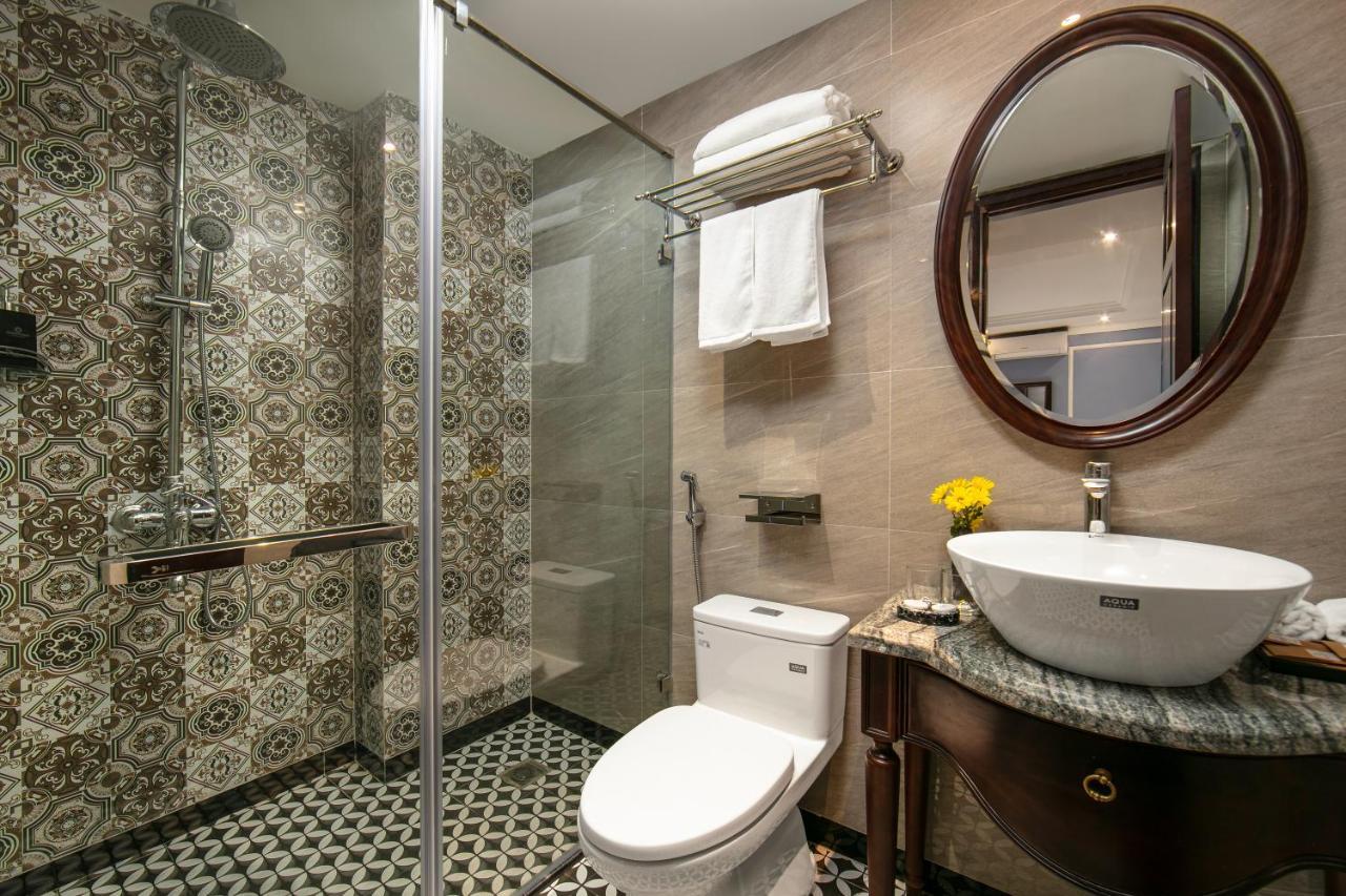 Romantique De Hotel 4*