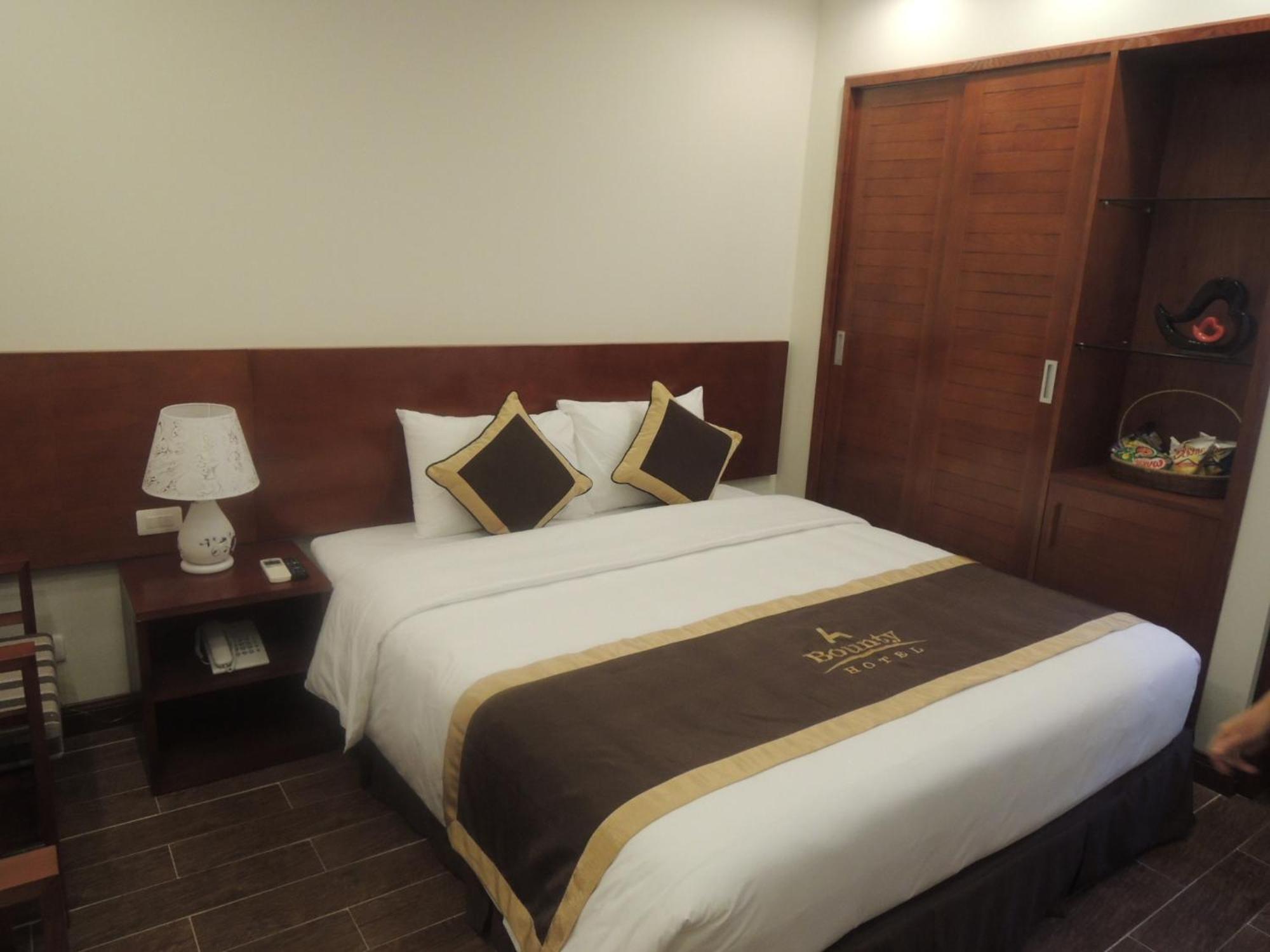 Bounty Hotel 3*