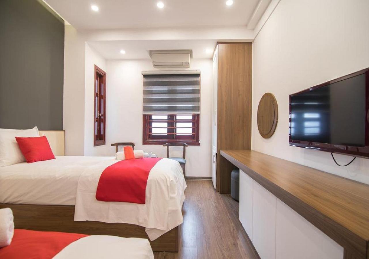 Queen's Hanoi