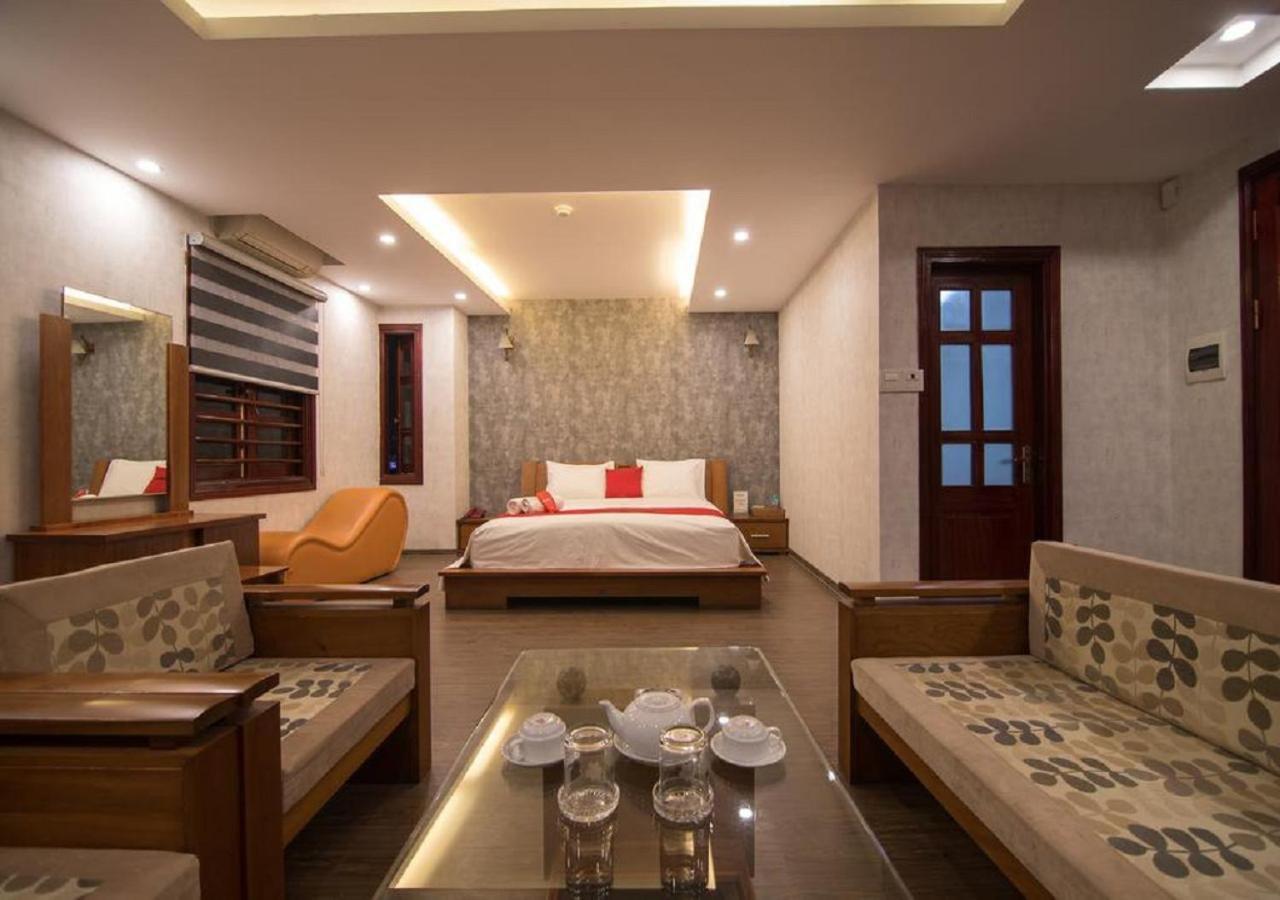 Queen's 2* Hanoi
