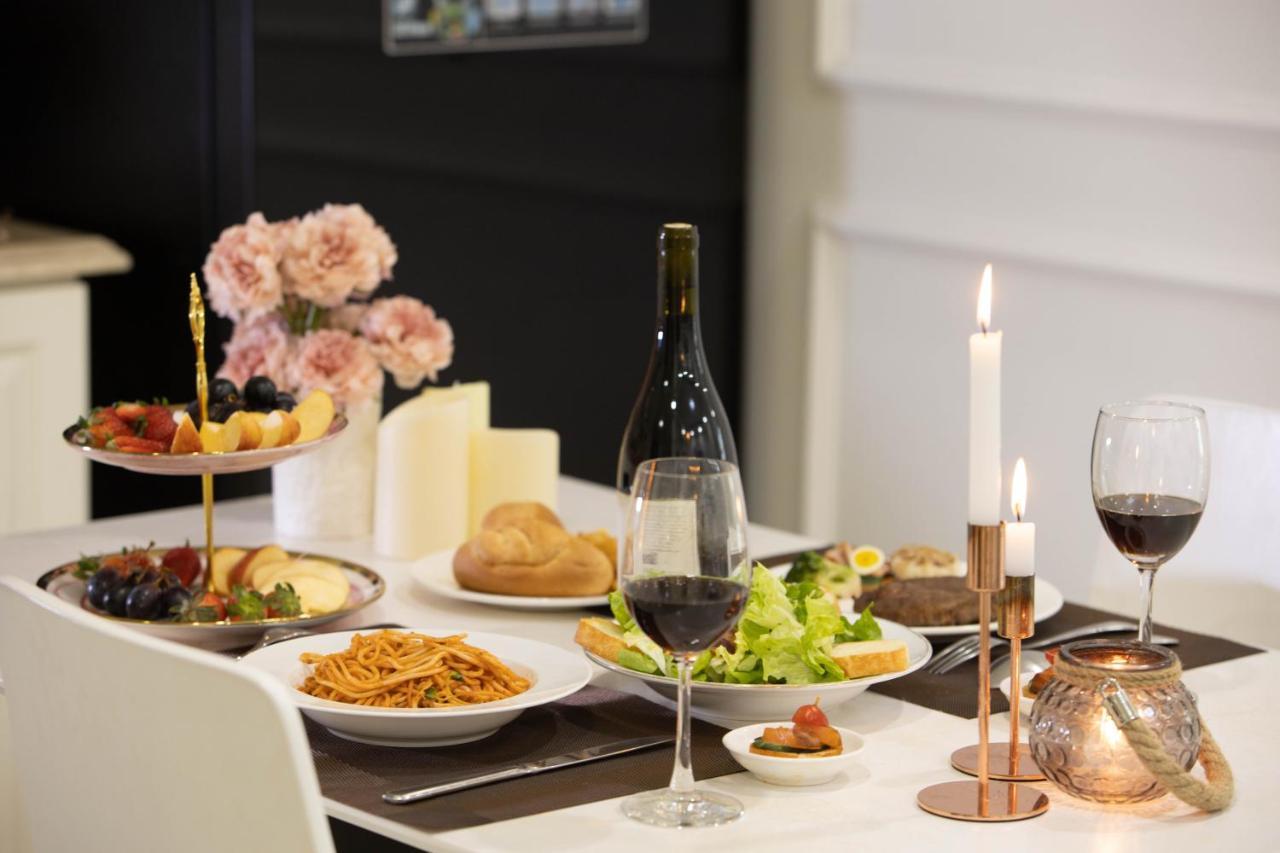 Highrise By Westlake, Luxury Suites Managed By Cohost * Hanoi