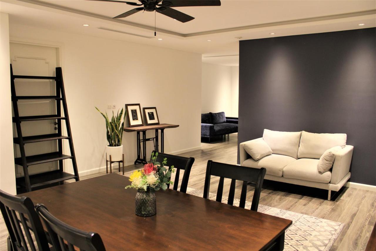 Apartment Highrise By Westlake, Luxury Suites Managed By Cohost