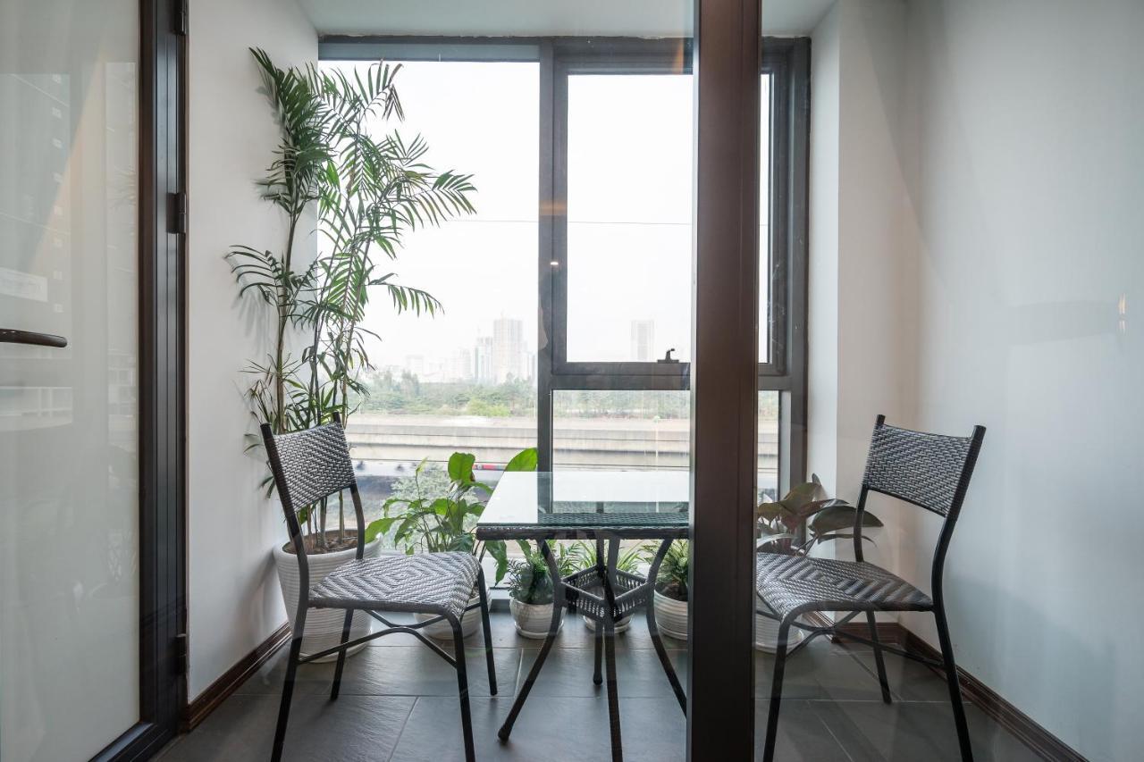 Ann House And Hanoi