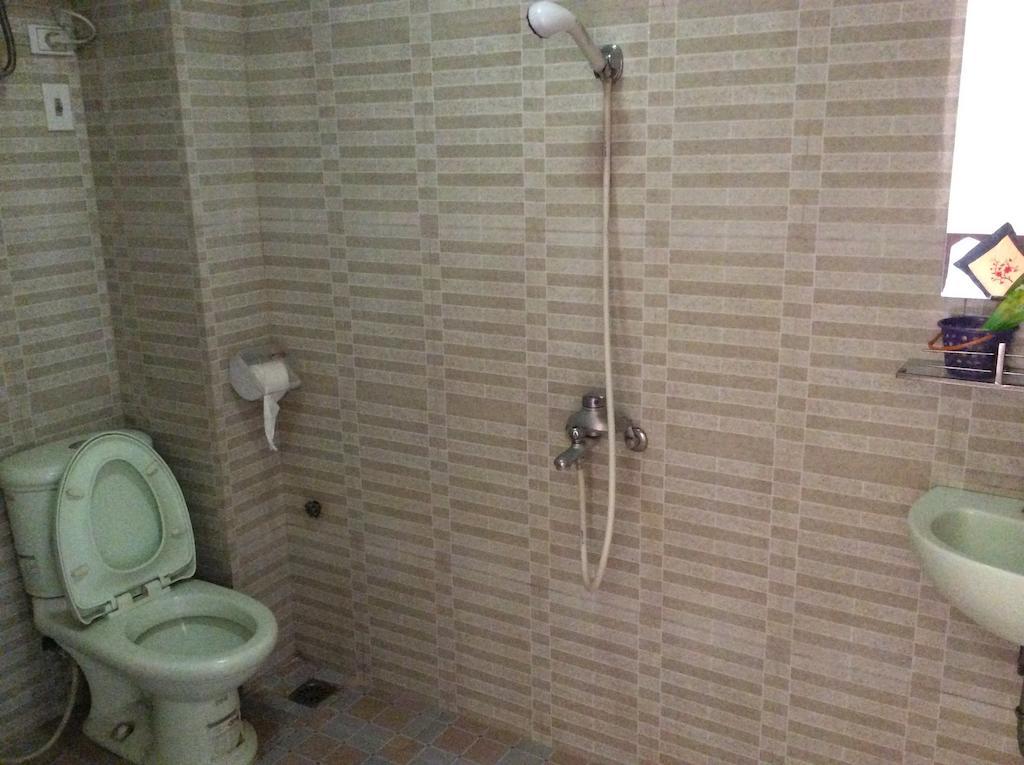 Phuong Dong Hotel Hotel