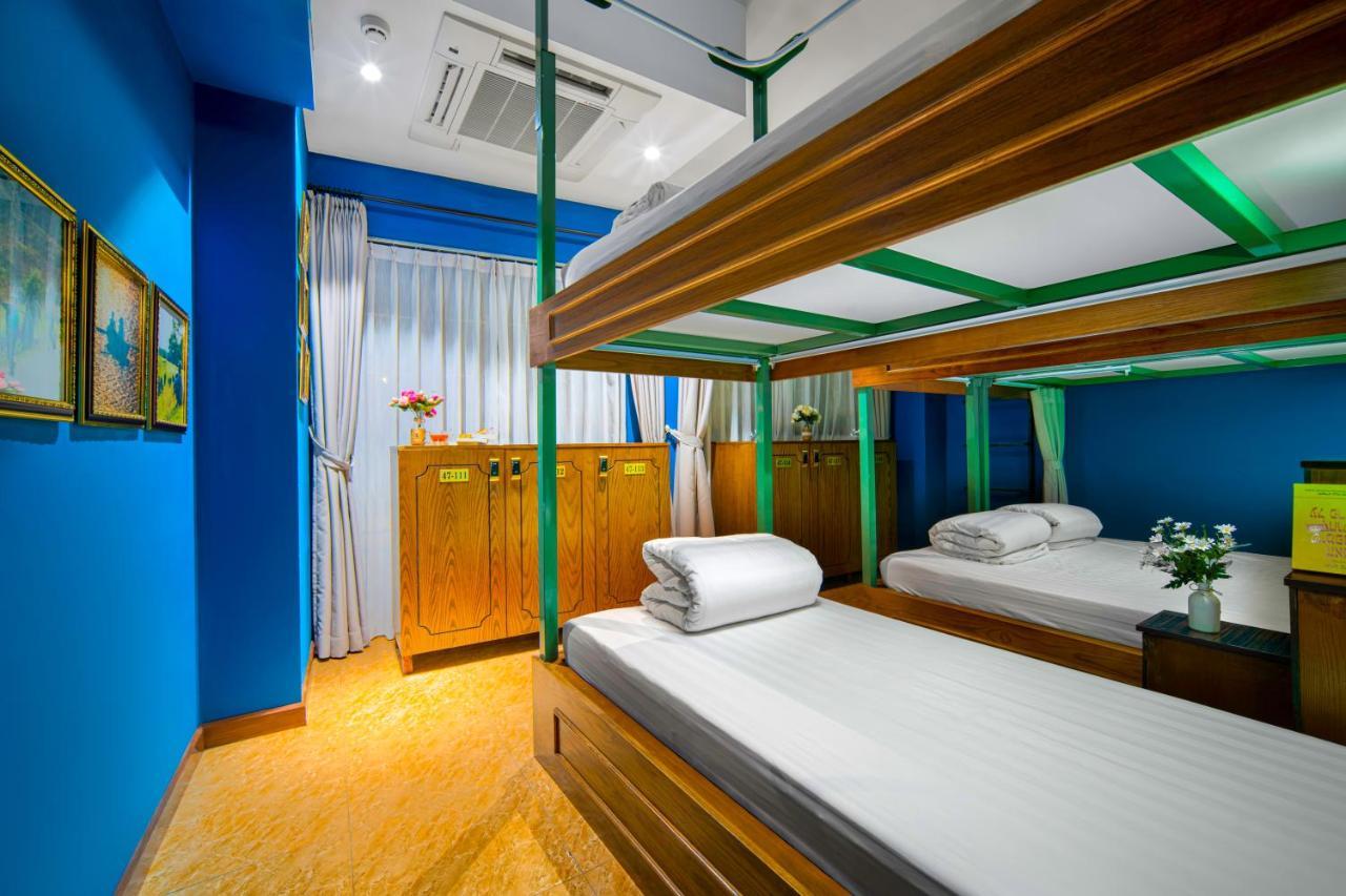 Hostel Little Charm *