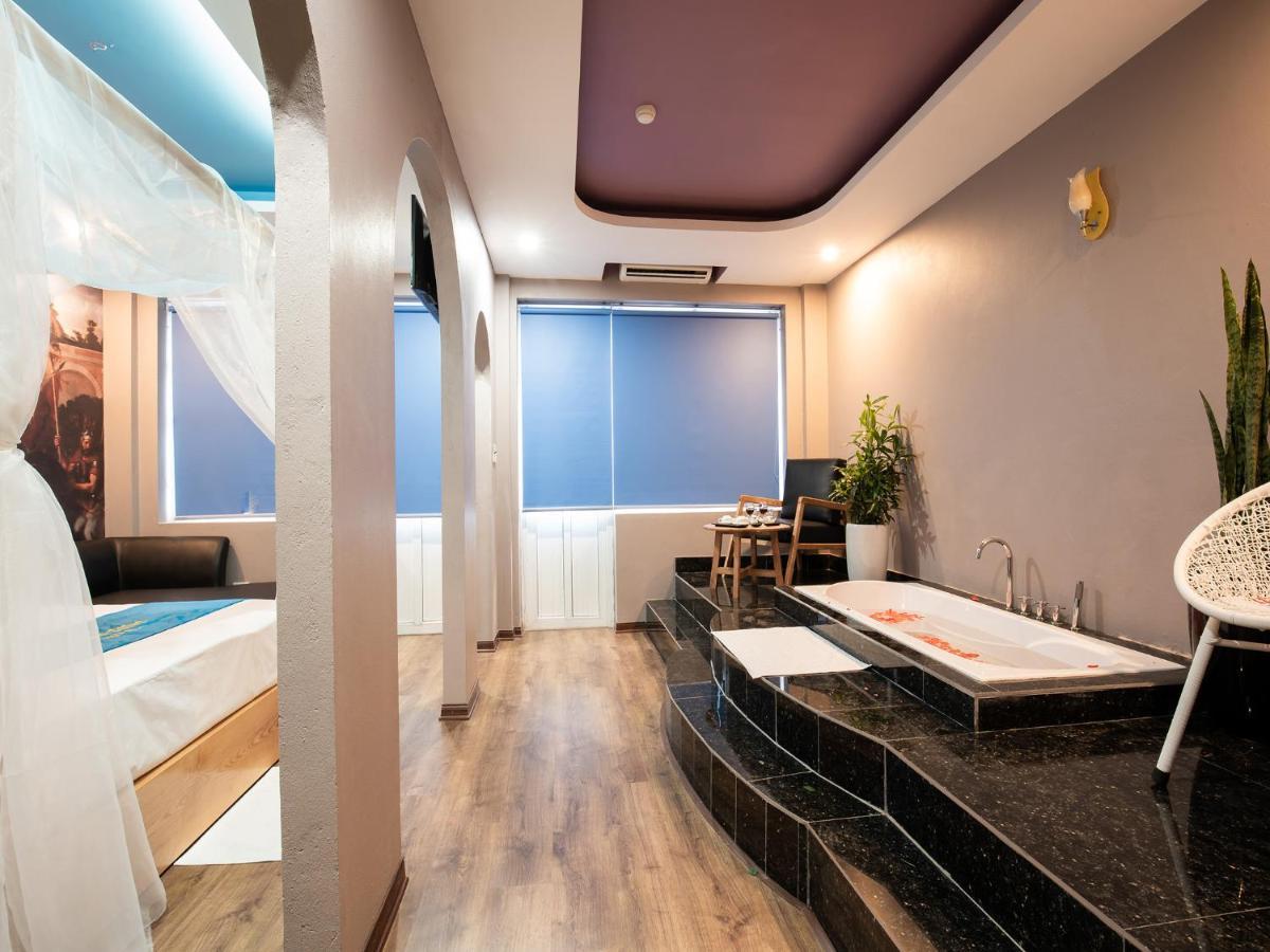 Hotel Khach San Huong Duong