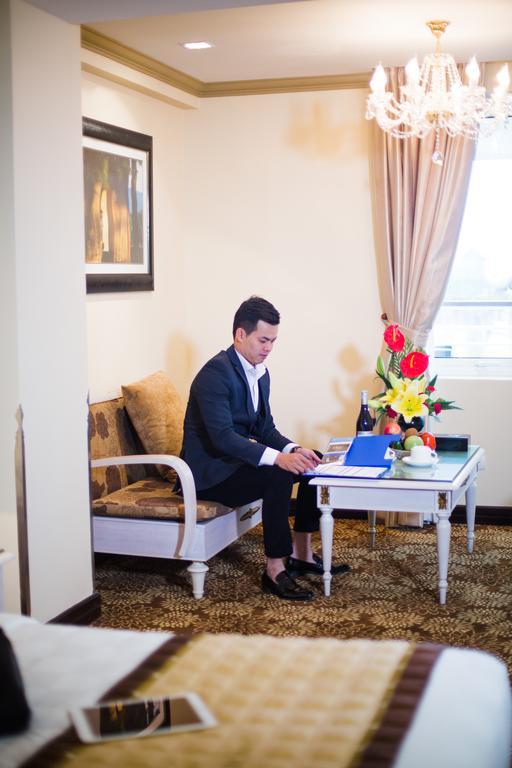 Chalcedony Grand Hotel Hanoi