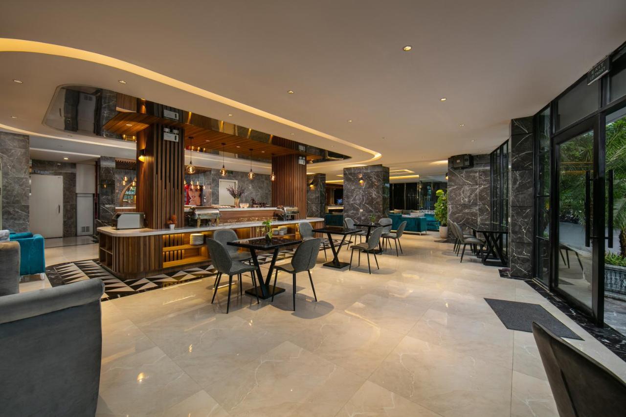 Ping Hotel