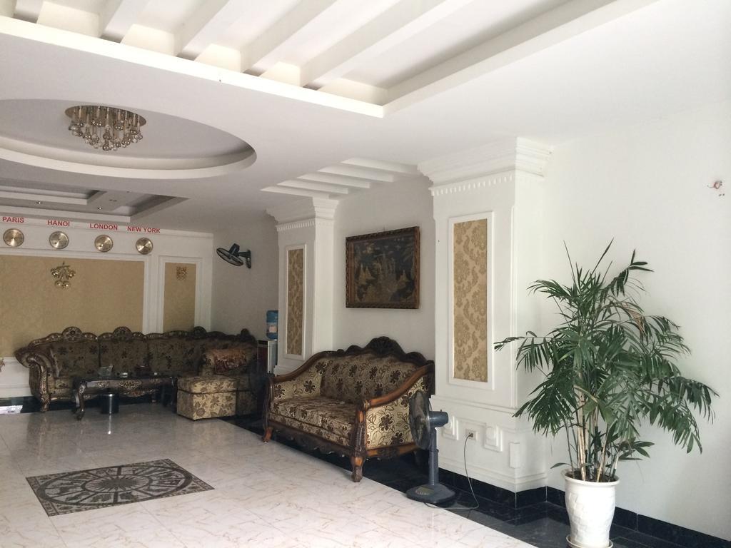 Milan Hà Nội
