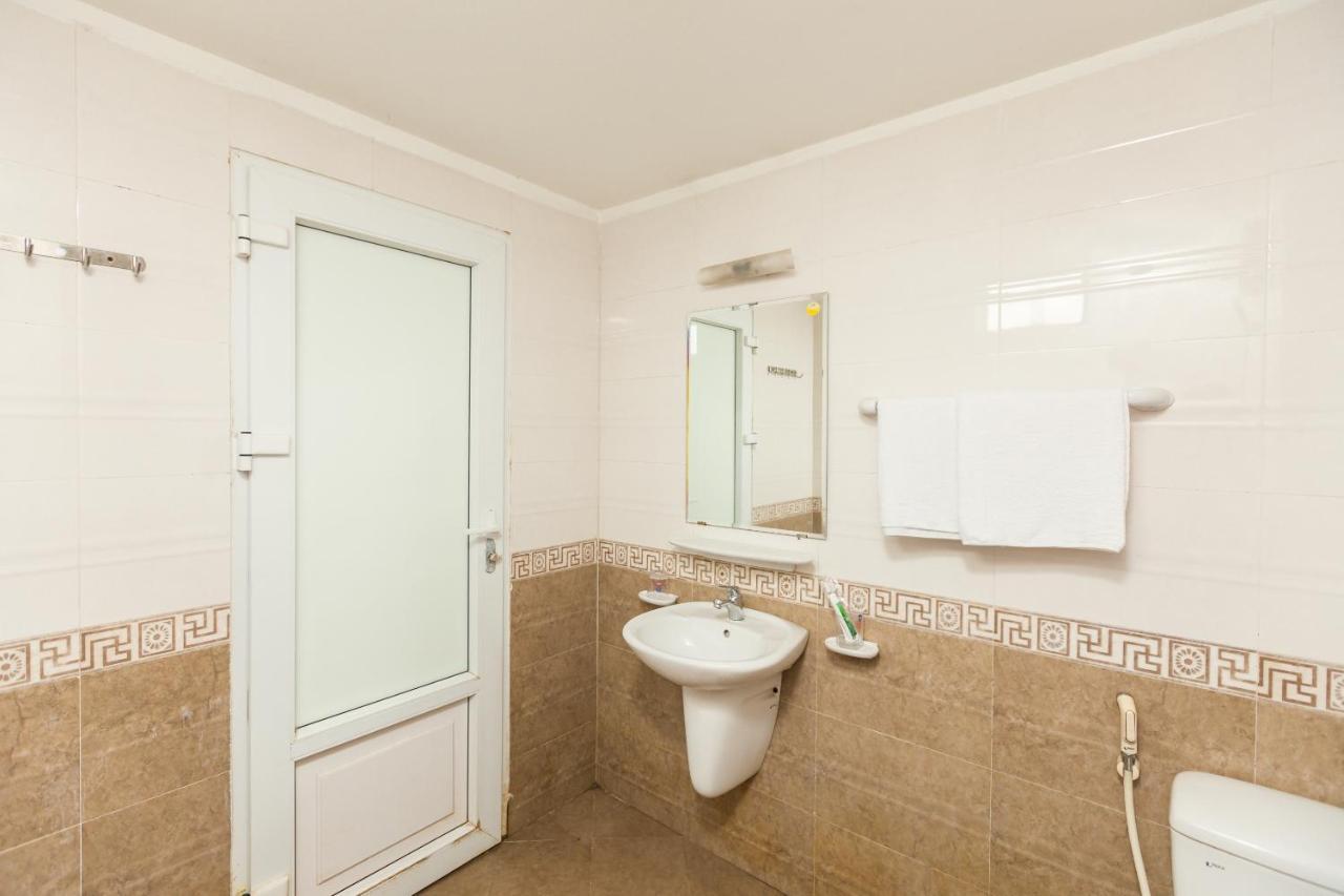 Spot On 693 Hoang Long Hotel 2* Hanoi
