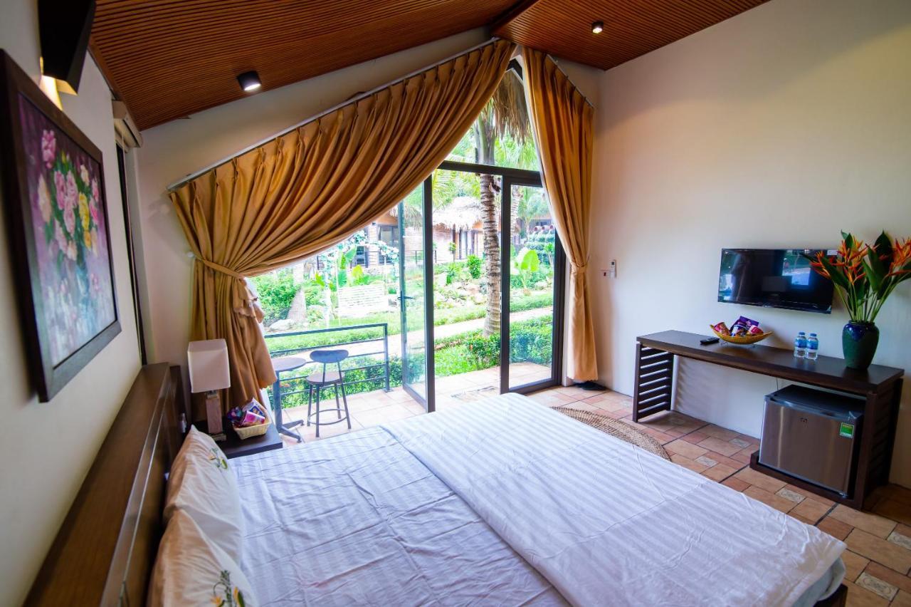 Resort Tropical Villas Hanoi