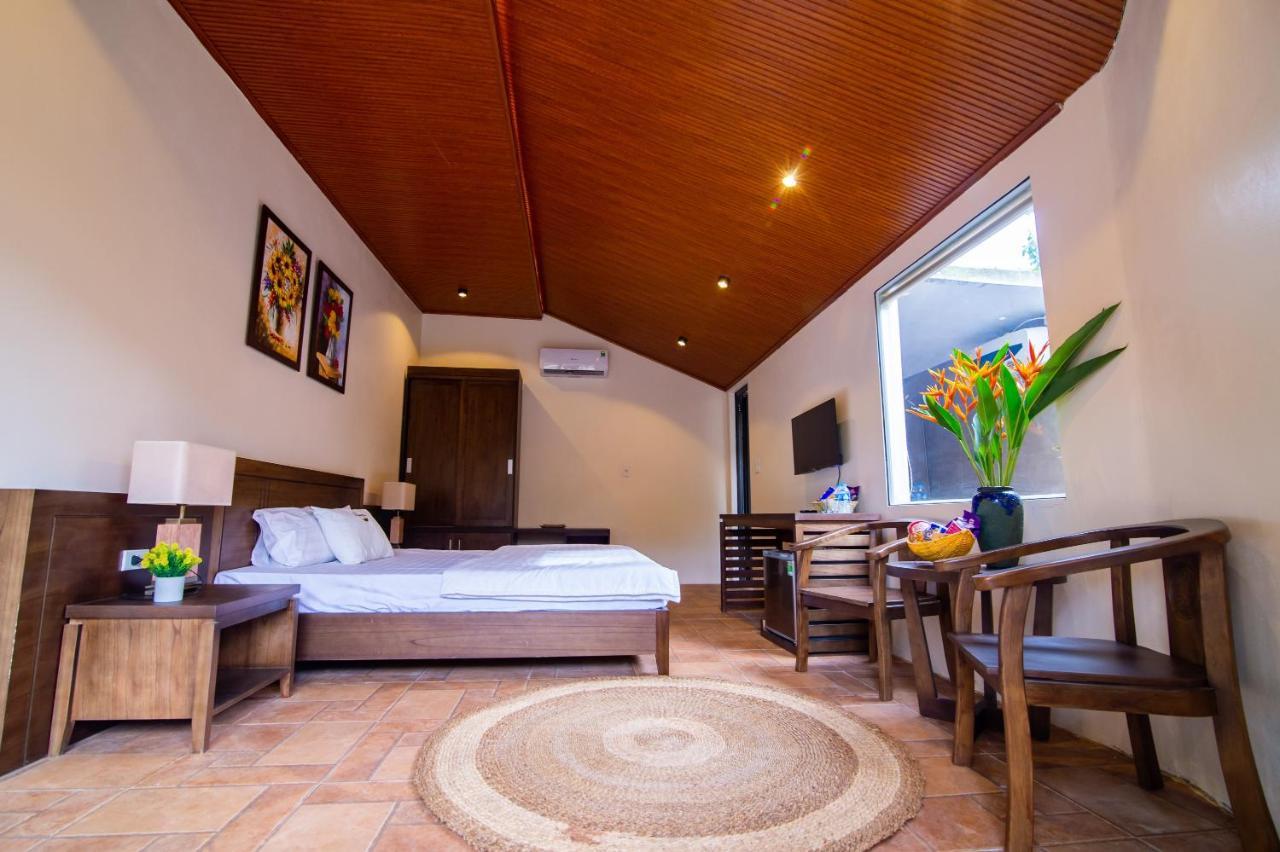 Tropical Villas