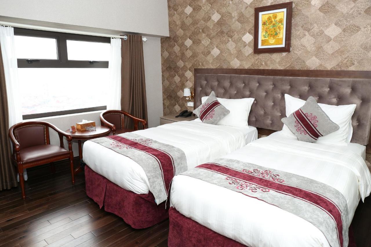 Hotel Oasis Hanoi