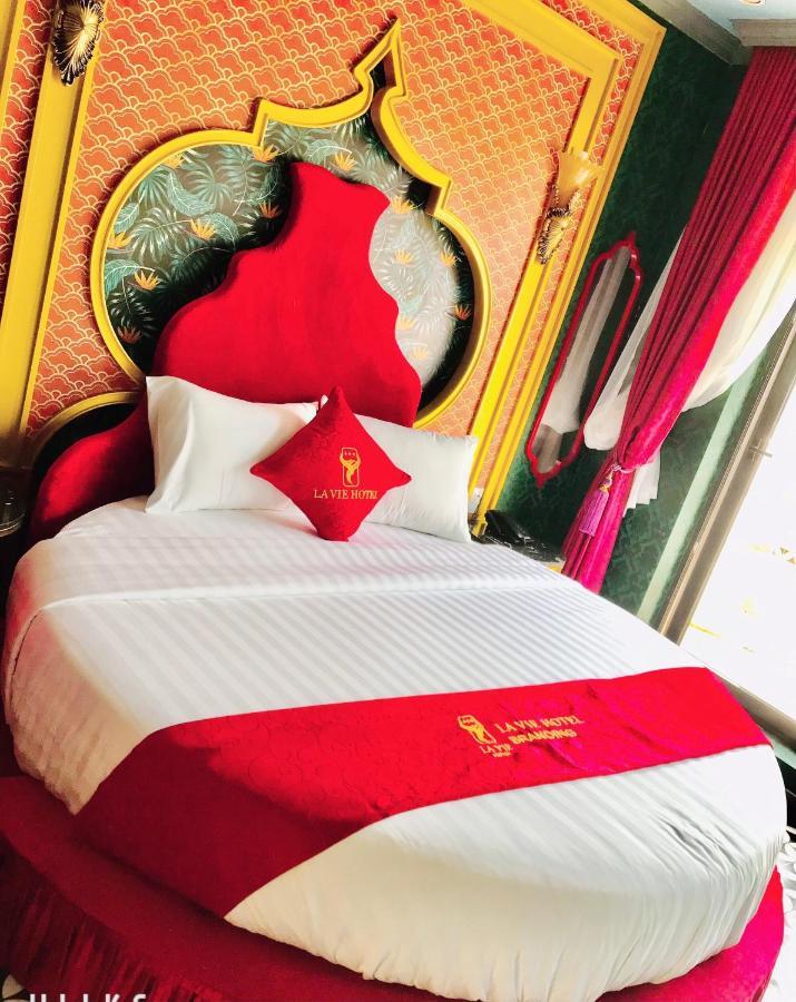 Lavie Hotel 3*