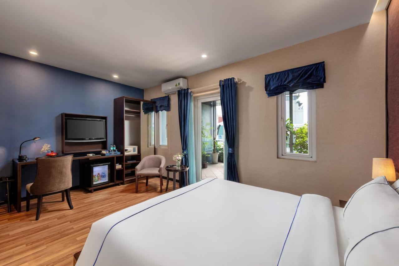 Hotel Oriana Boutique & Restaurant 3*
