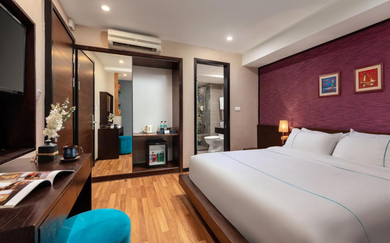 Oriana Boutique & Restaurant