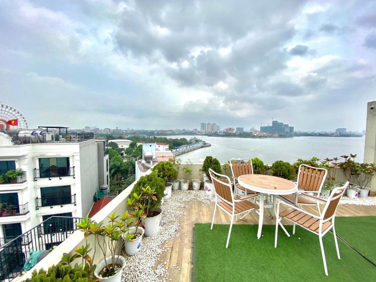 Westlake & Serviced * Hanoi