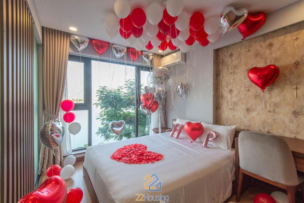 22land Moon West Hanoi