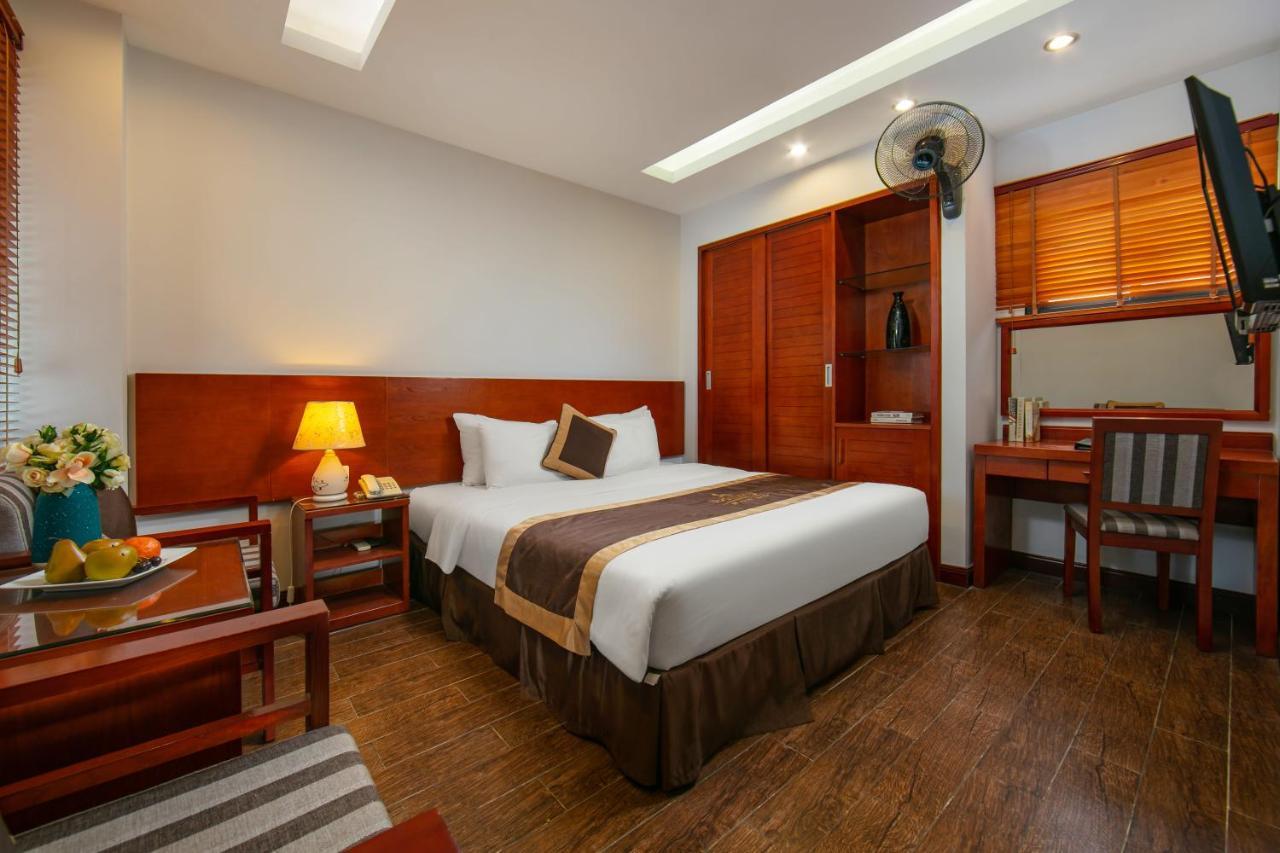 Bounty Hotel