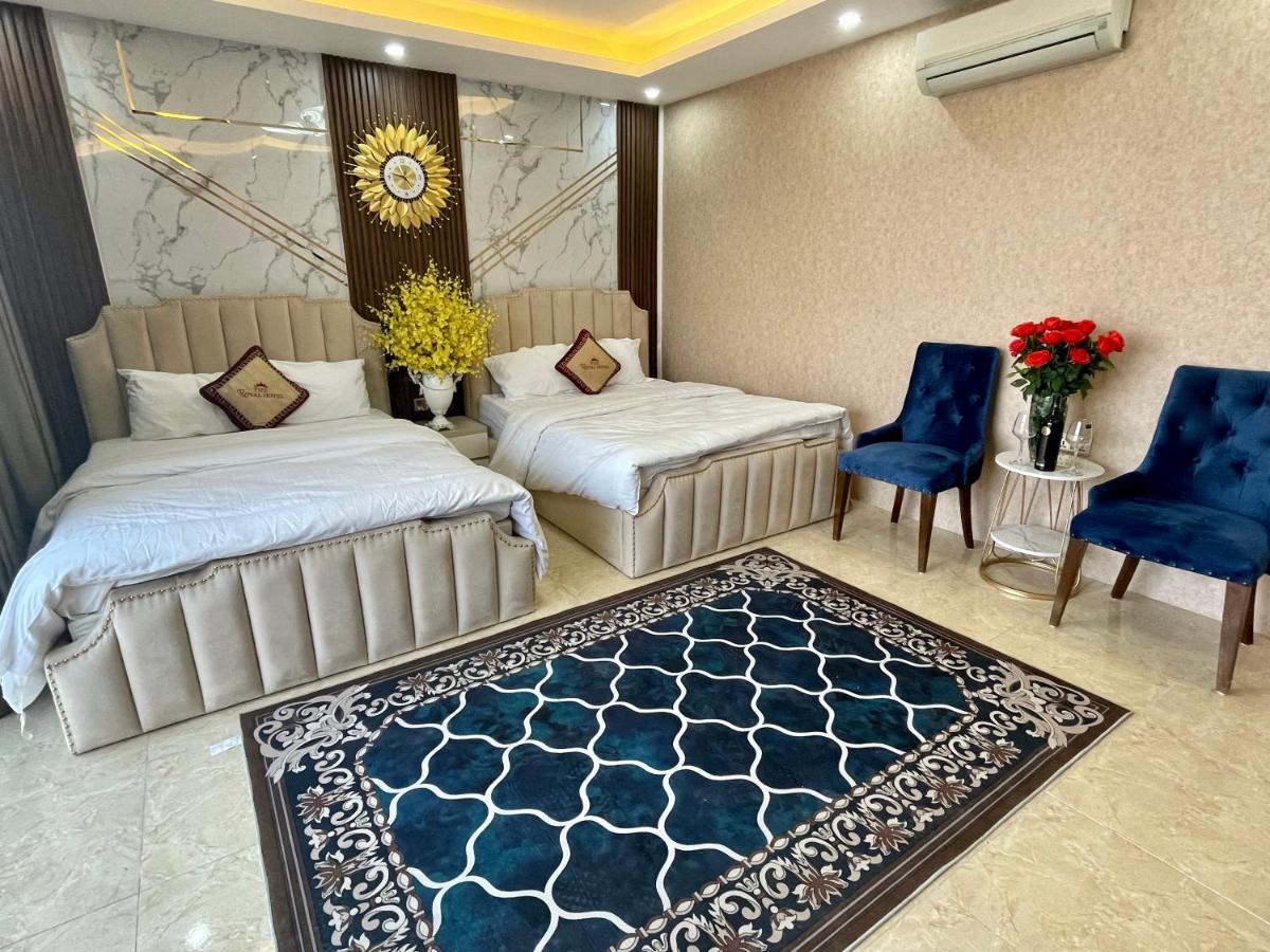 The Royal Near West 3* Hanoi