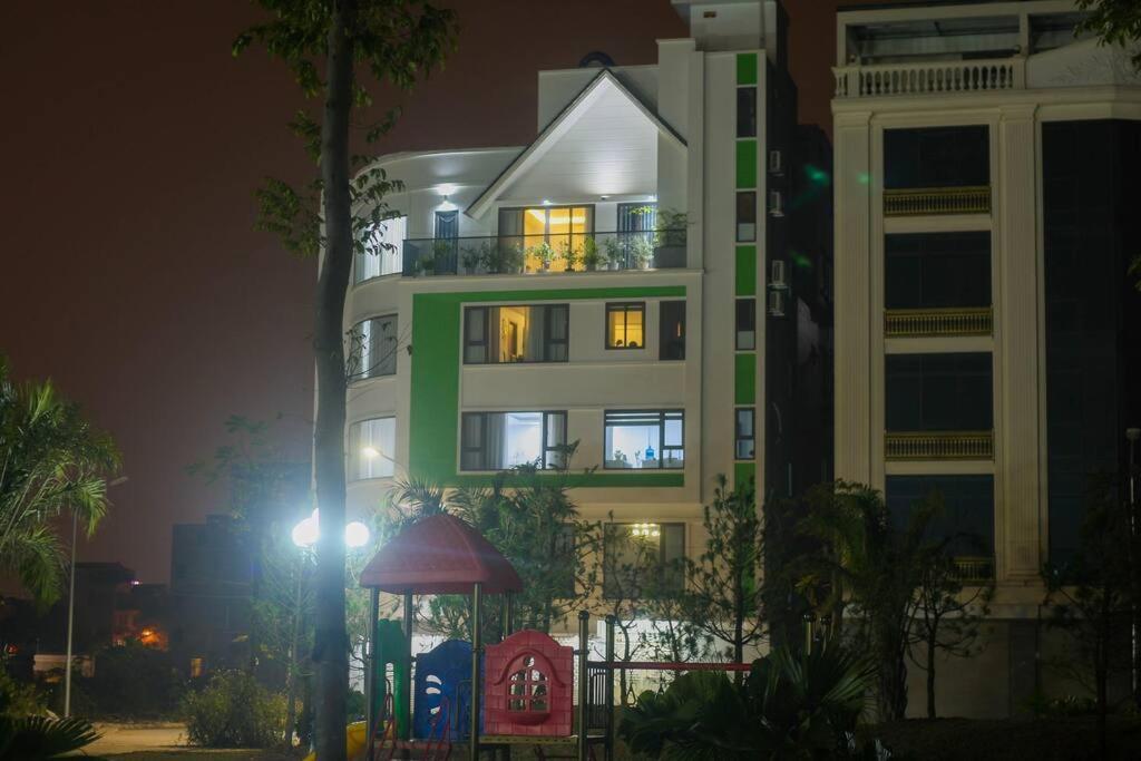 Line Long Bien - Serviced - Ngoc Thuy - Hanoi