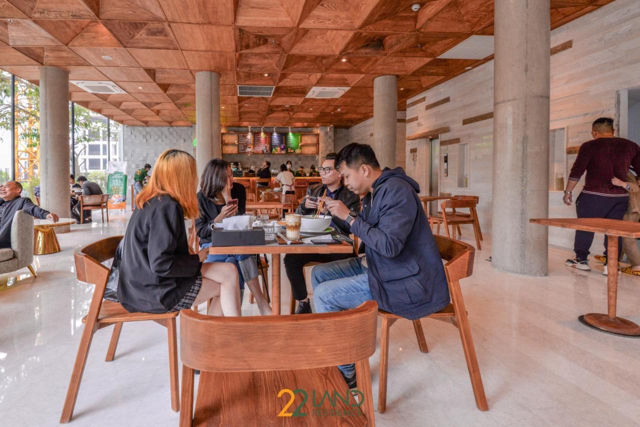 Hotel 22land & Hanoi