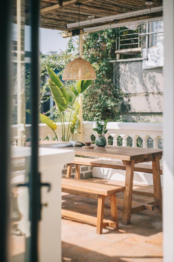 Nyna House - Rooftop Garden - Egg Coffee Class *