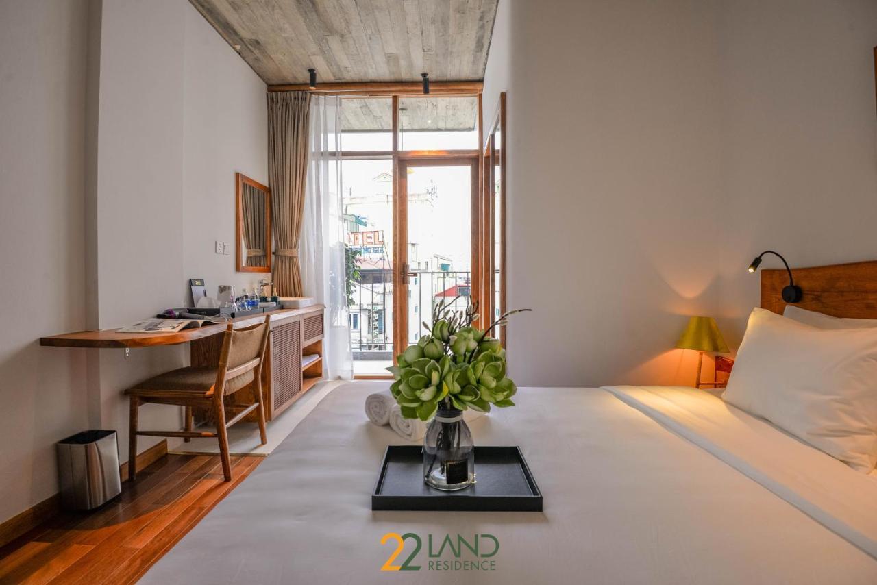 22land & 4* Hanói