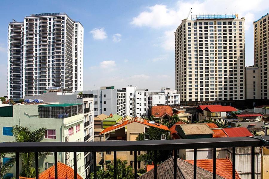 3 - Luxury In Tay Ho Street Apartment Hanoi