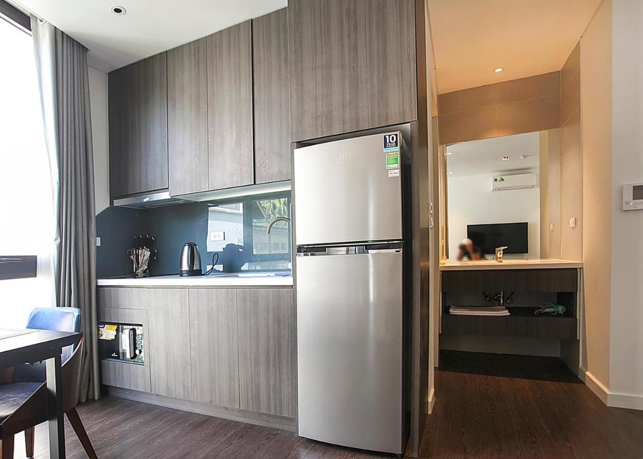 3 - Luxury In Tay Ho Street Apartment