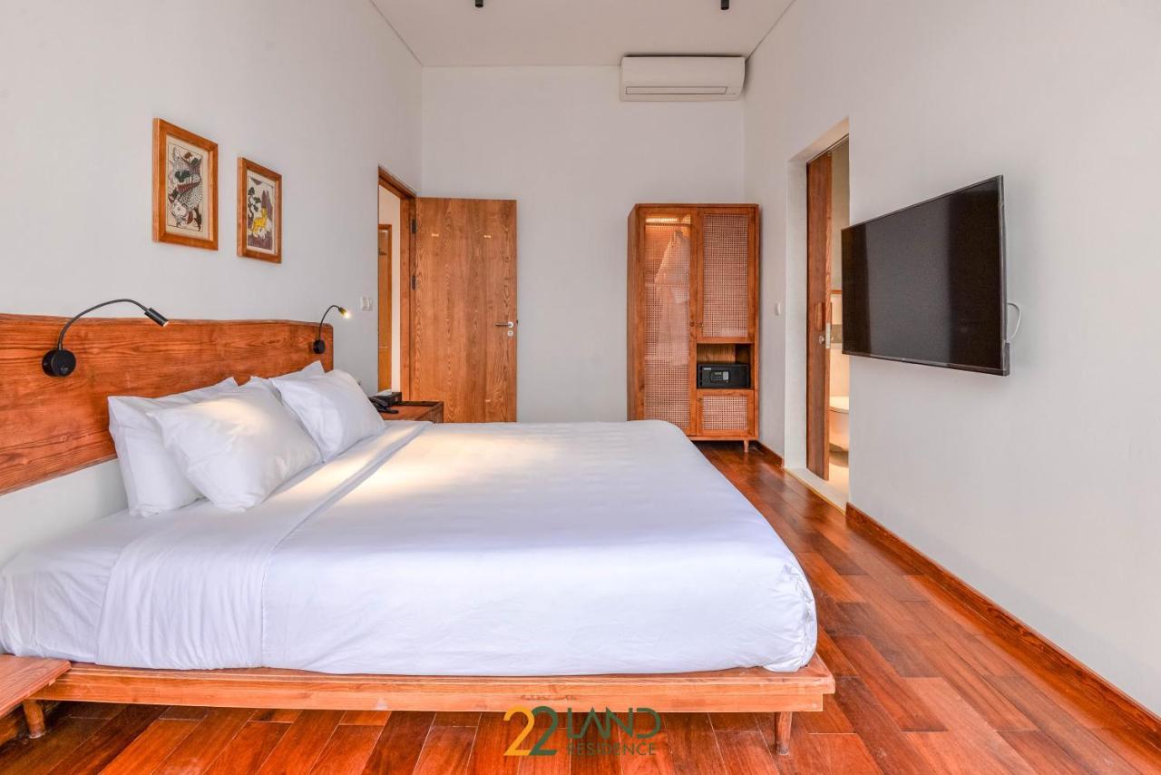 22land & Hotel
