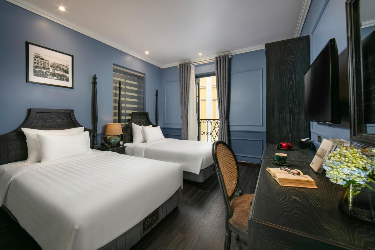 Paradise Center & Hotel 4*
