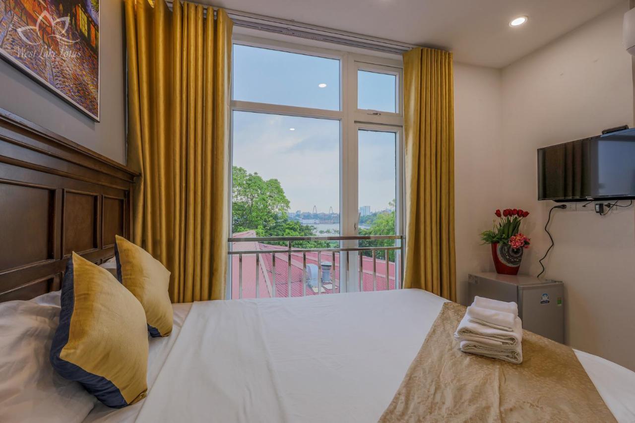 The Lakeview - West Lotus Hotel 2*