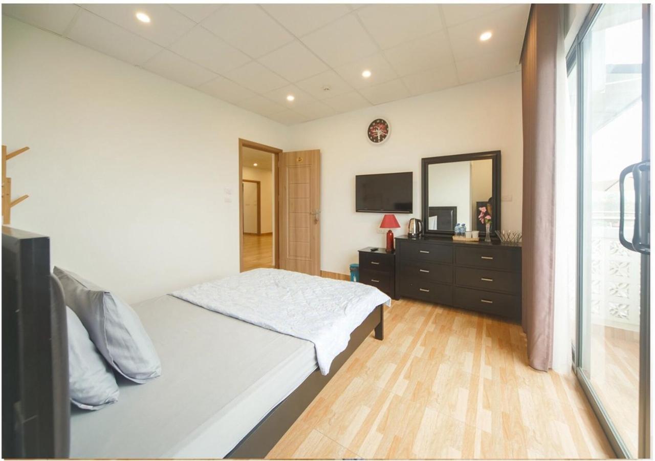 Gia Trinh Ba Vi - Venuestay * Hanoi