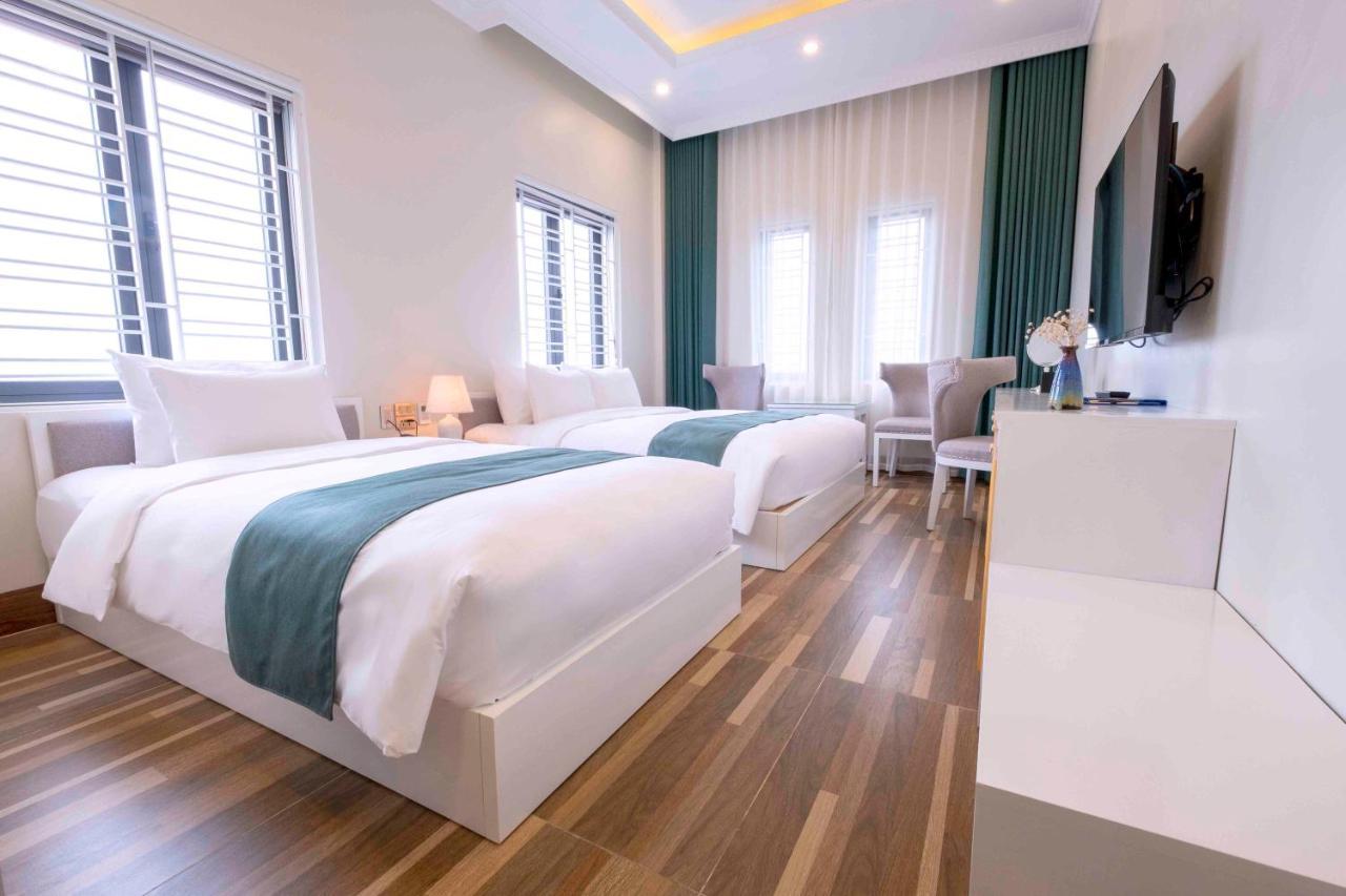 Minh Long Hotel