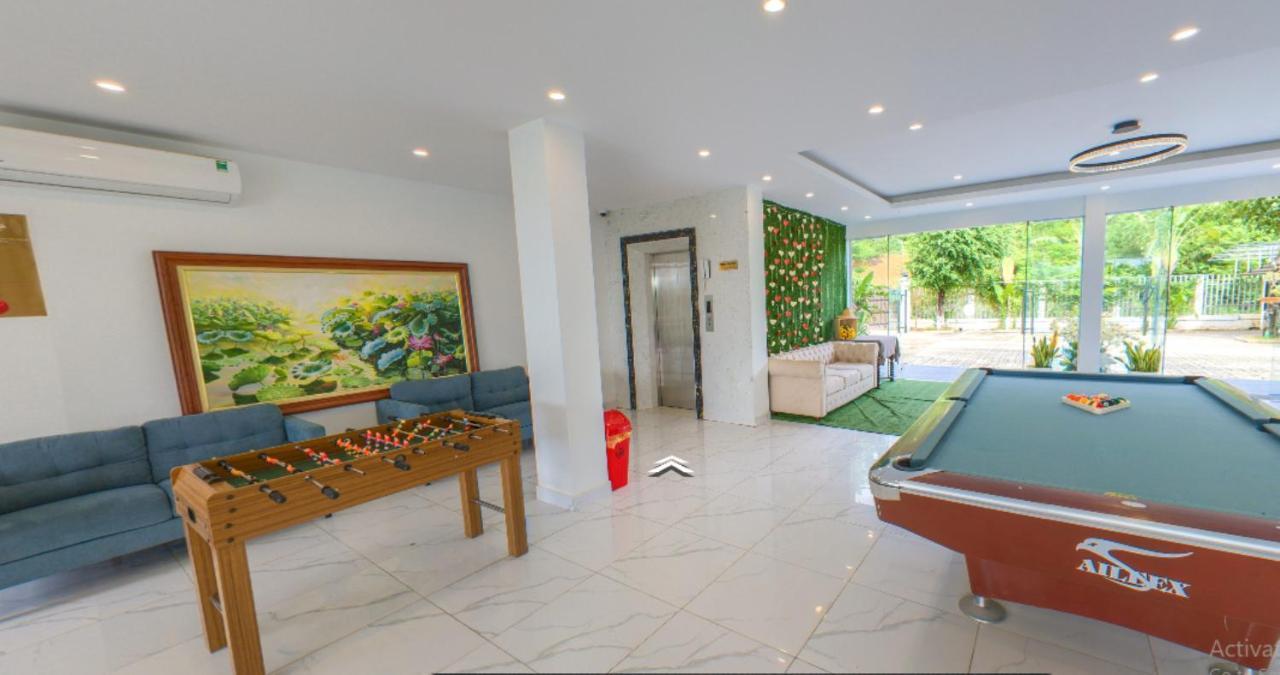 Gia Trinh Ba Vi - Venuestay Hanoi