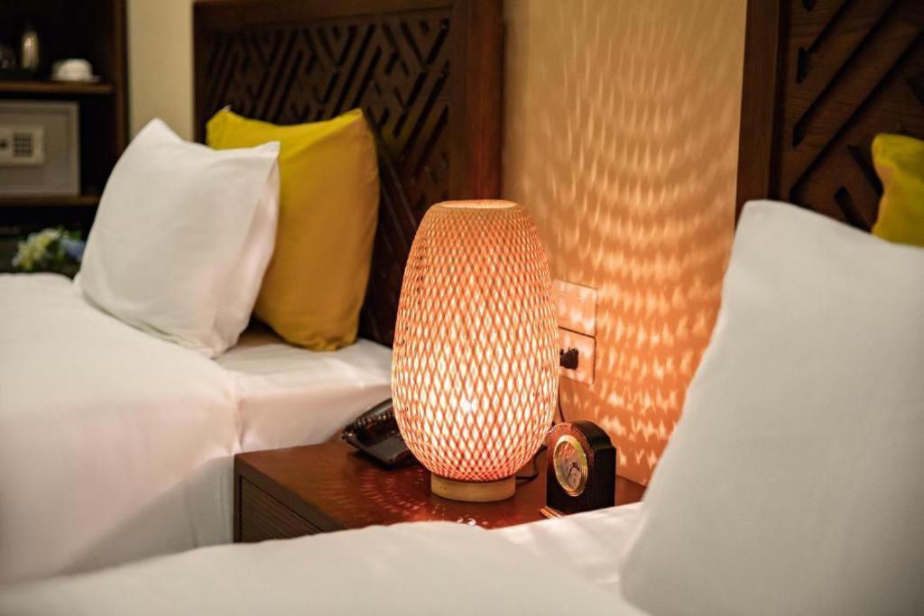 Lakeside Premium & Travel Hotel 3*