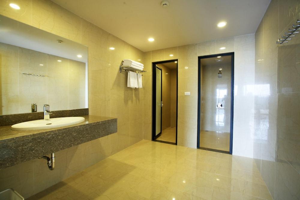 Lan Vien Hotel Hanoi