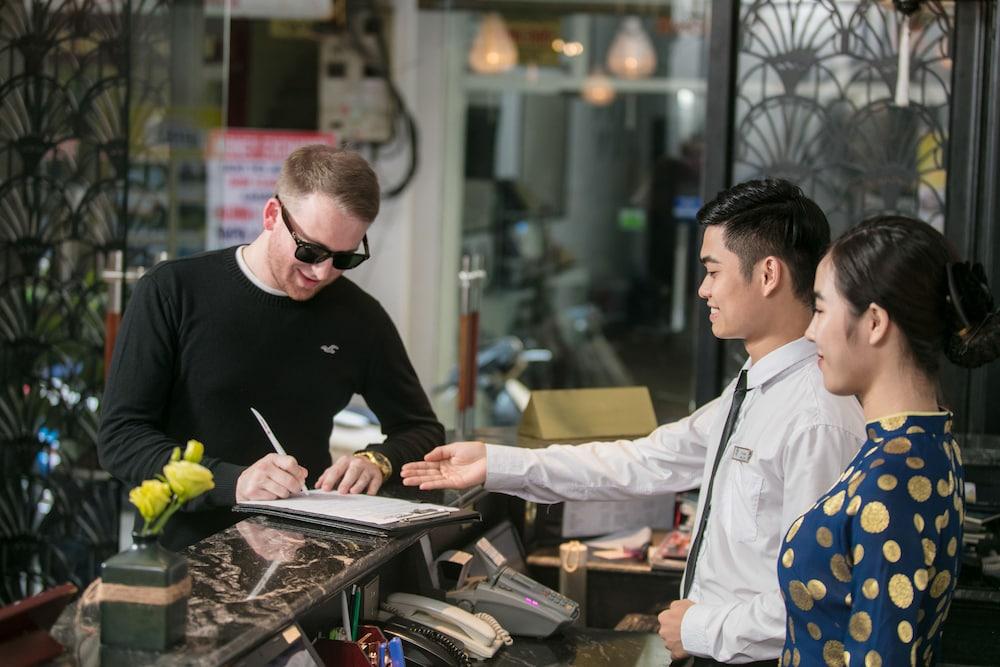 La Beaute Boutique & Hanoi