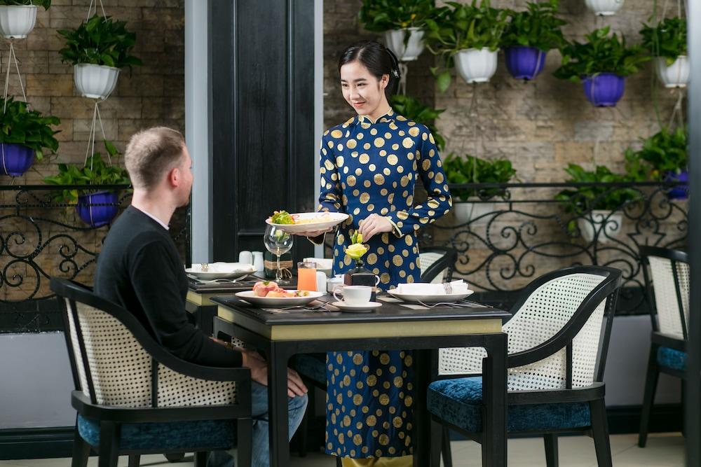 La Beaute Boutique & 4* Hanoi