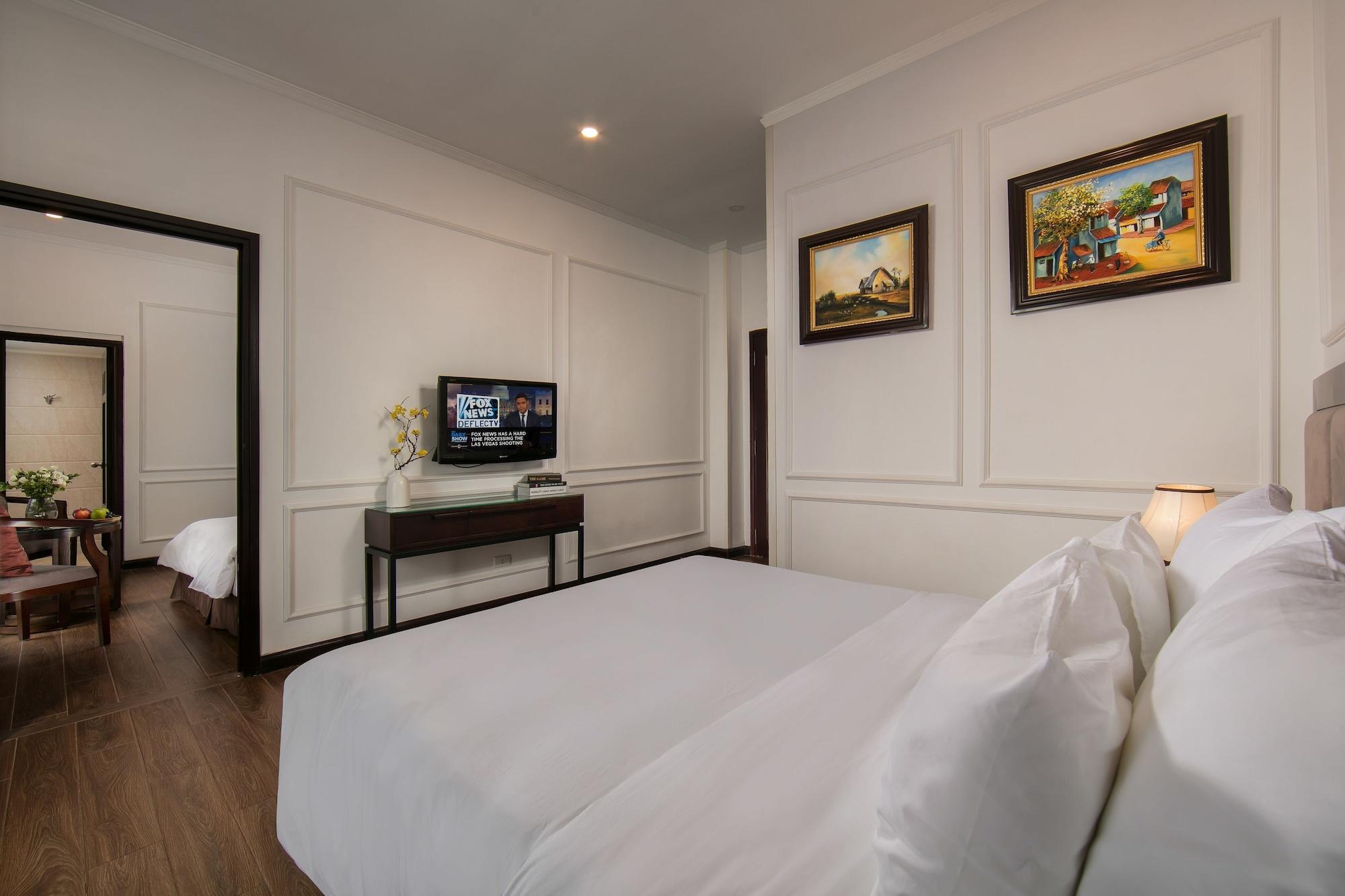 Hong Ngoc Cochinchine Boutique & Hanoi