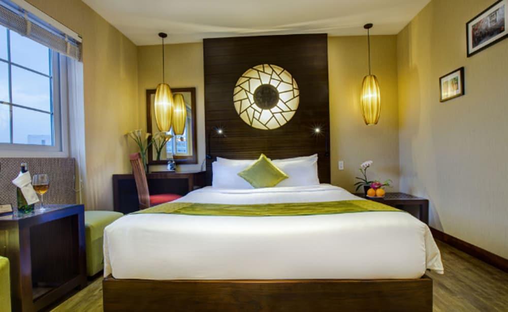 Oriental & Hotel 4*