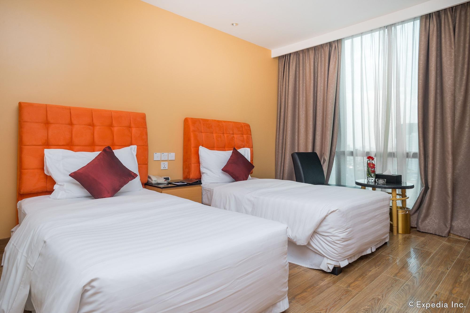 Fortuna Khách sạn 4*