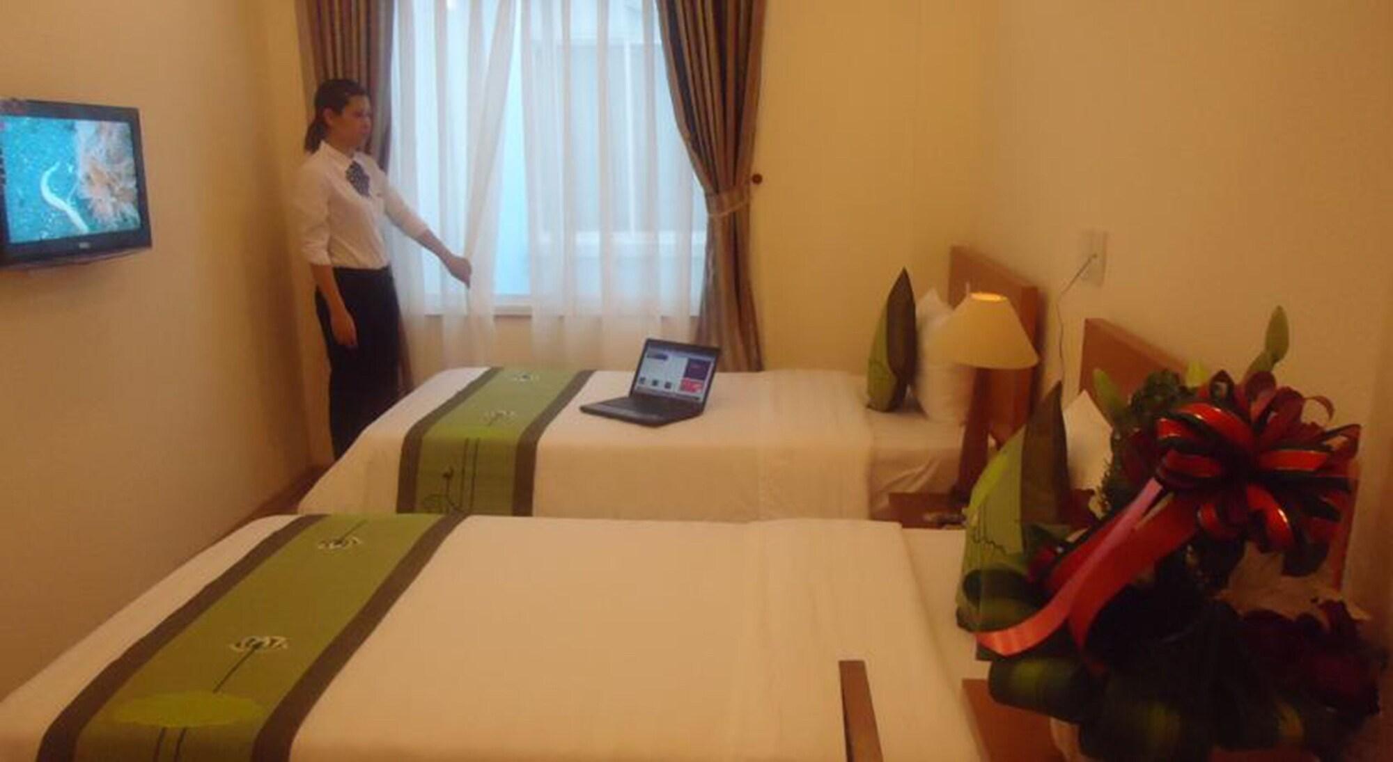 Diamond Hotel 2*